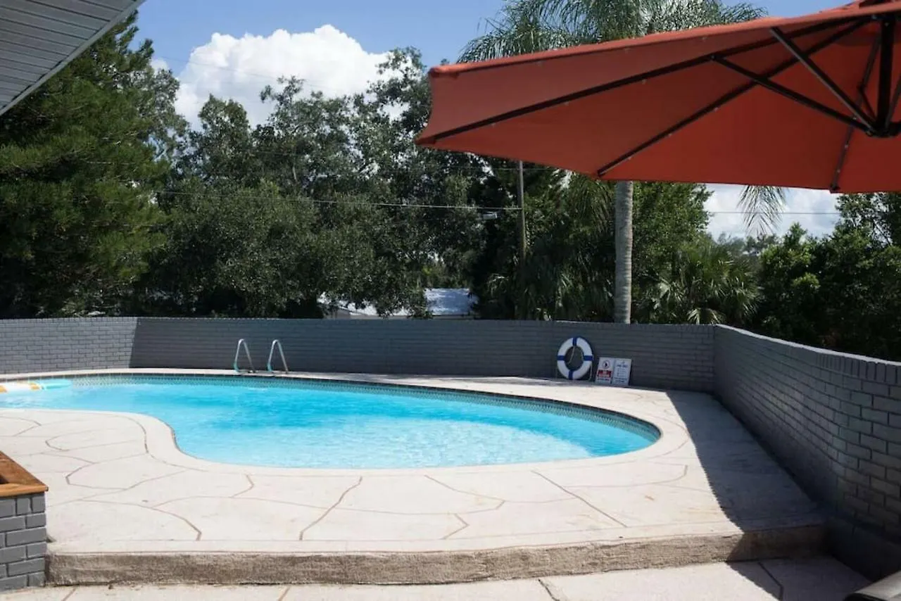 Sunset Oasis Villa Tampa 0*,  United States