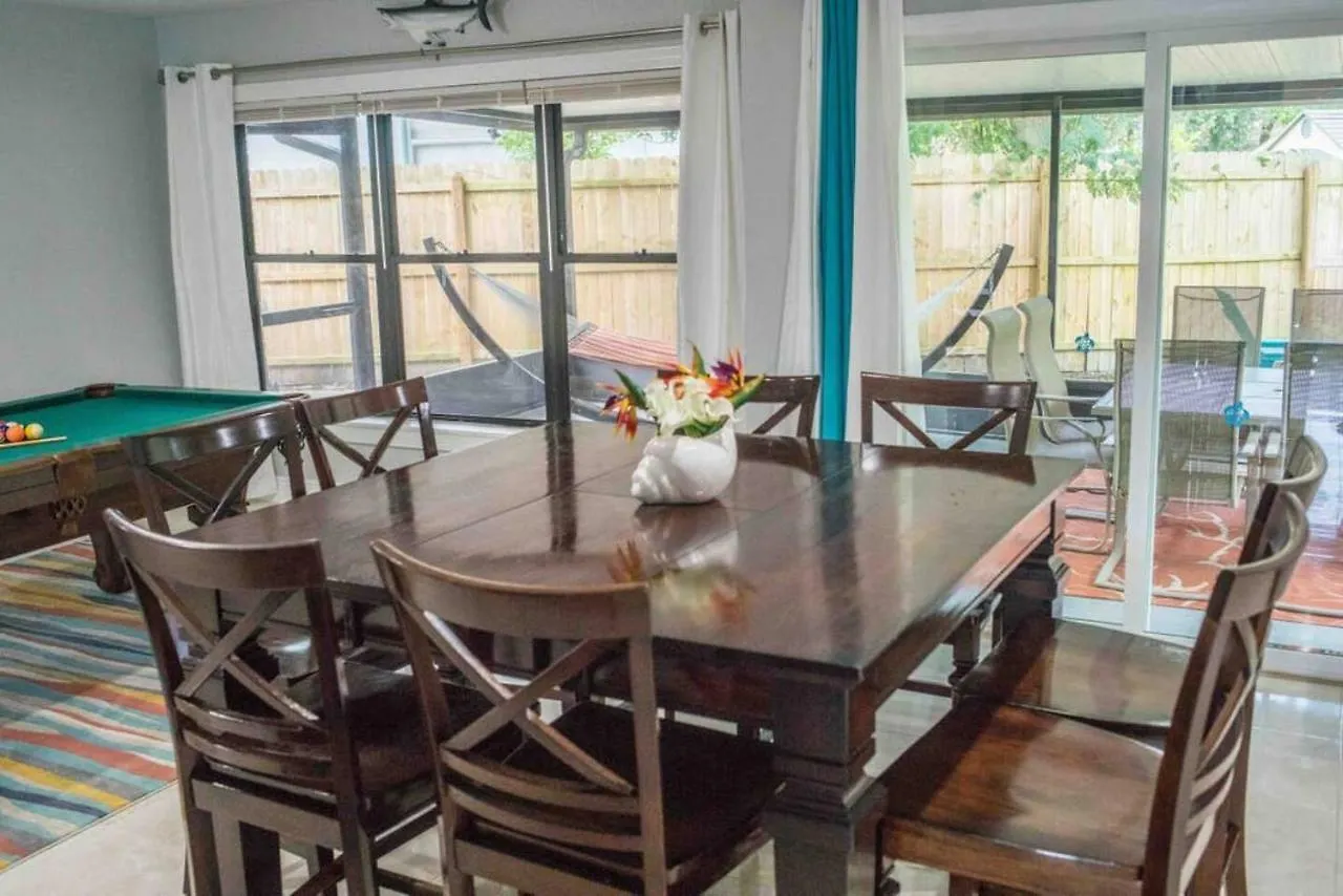 Sunset Oasis Villa Tampa Holiday home